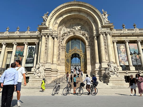 Bikes parked in front of the Petit Palais