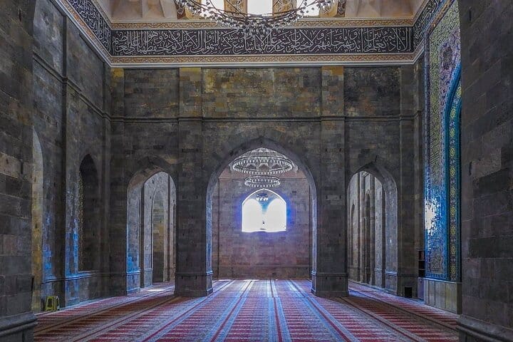 Shekitour_Sheki_tour_VLAtourism_vlatravel_unesco_world_heritage_vlatravel_Visitlandazerbaijan