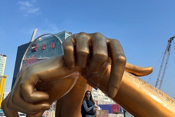 Iconic COEX Starfield Library photo stop korea tour ,korea seoul travel ,seoul guide, SeoulCar,SeoulIconic COEX Starfield Library photo stop