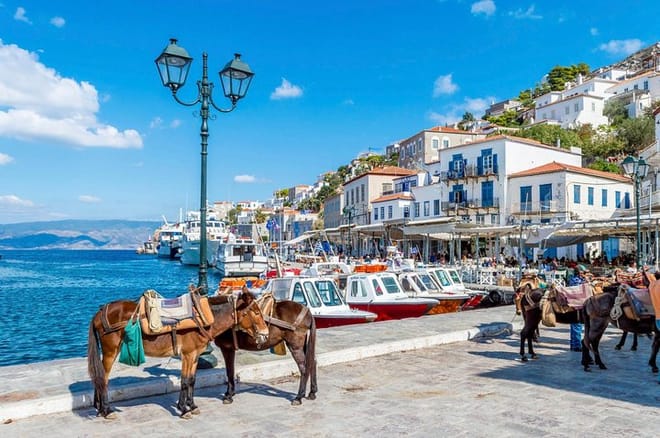 Private Excursion at Hydra Island 9
