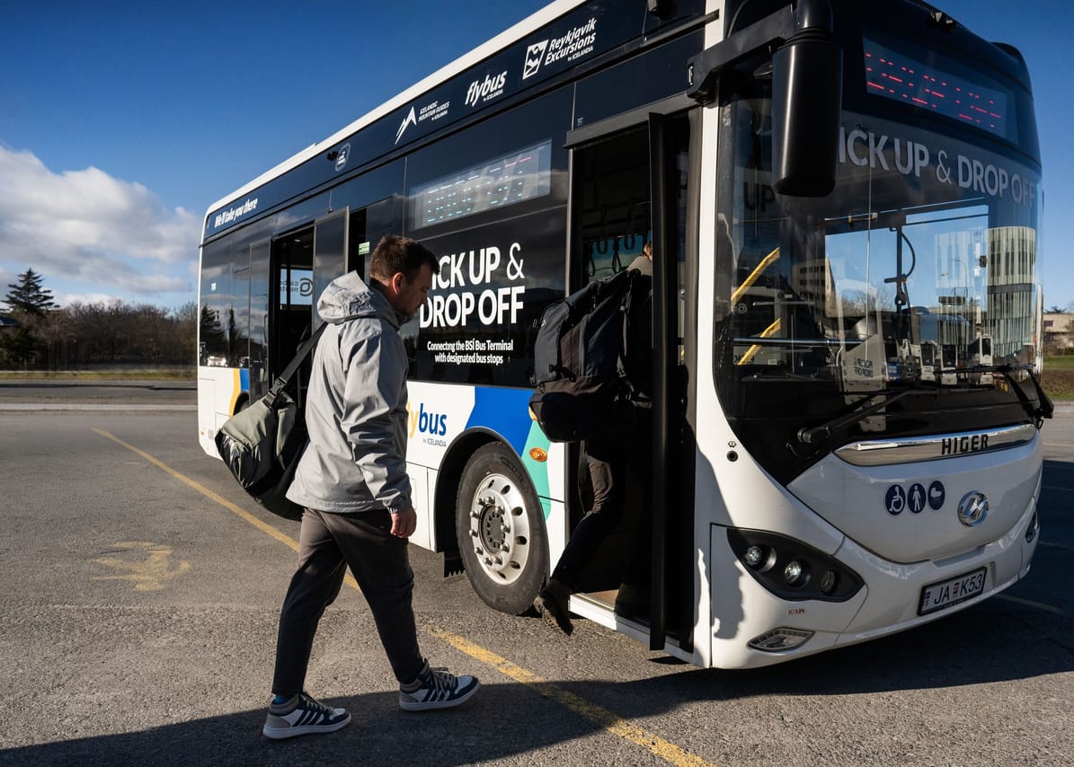 Flybus Plus - Hotel to Airport 5