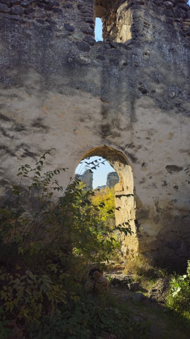 Tour to Samshvilde from Tbilisi (Medieval Ruins, Citadel, Church, Caves, Canyon) 7