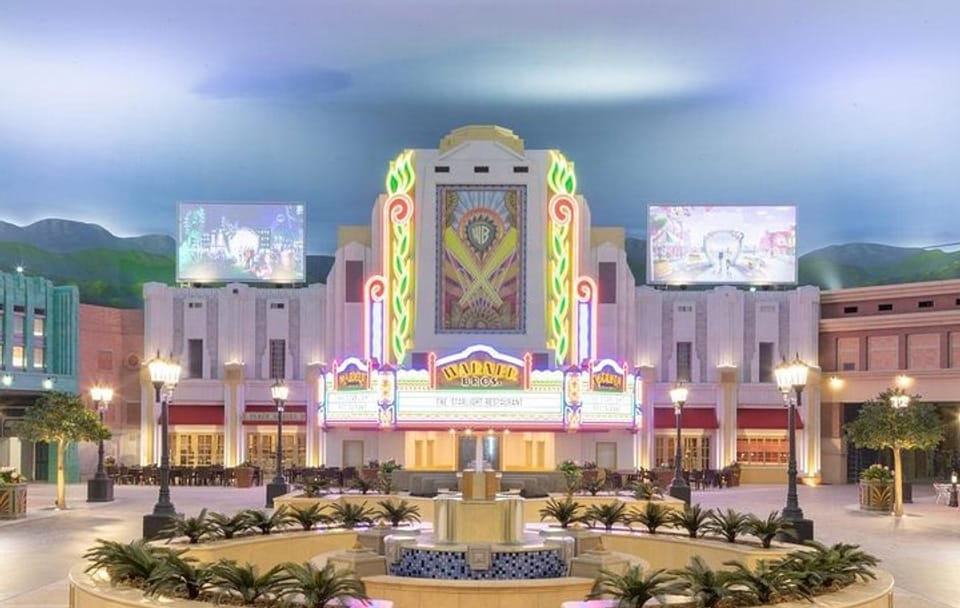 Full Day Abu Dhabi City Tour with Warner Bros