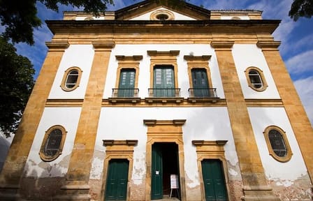 Walking Tour of Historic Landmarks in Paraty City Center