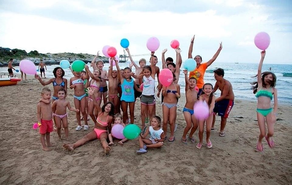 Private V.I.P sightseeing, Shopping and Beach Tour