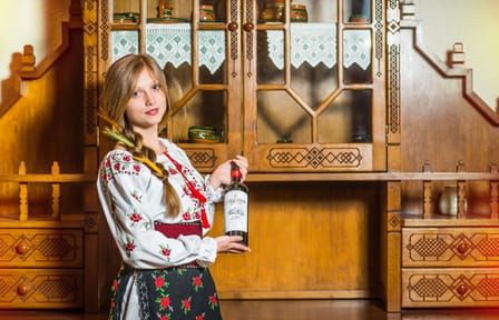 Classic Car Tour of Old Orhei and Cricova Wine Cellars