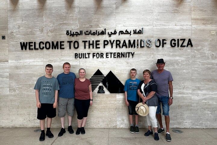 Giza Pyramids, Egyptian Museum & Khan El Khalili Market Tour