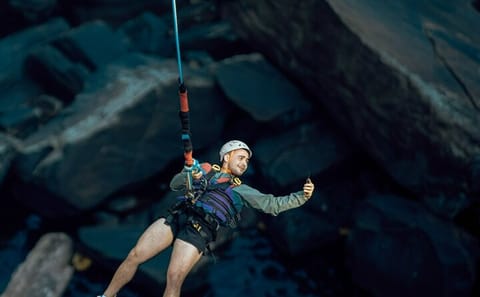 Rope Jumping Adventure in Deniyaya, Sri Lanka
