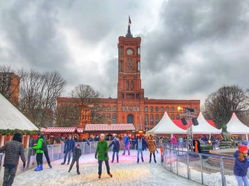 Walking Tour of Berlin's Winterwald at Rotes Rathaus