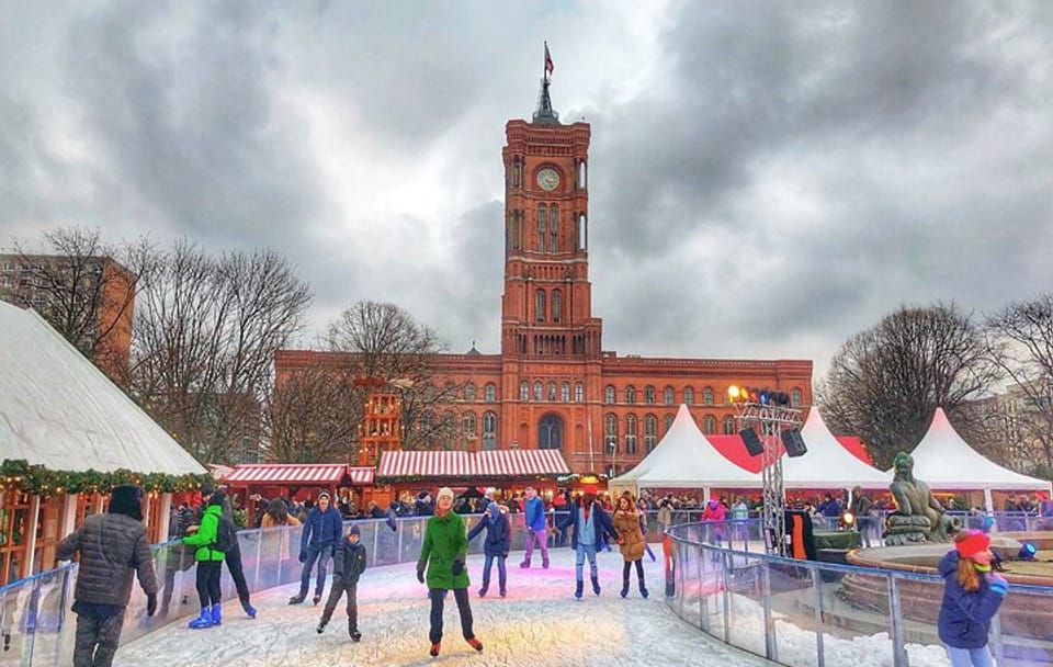 Walking Tour of Berlin's Winterwald at Rotes Rathaus