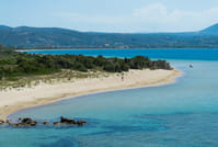 Hiking around Navarino Bay 8