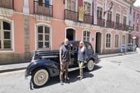 Historical Private Tour of São Paulo In Classic Cars – Packard 1938, Chev 1939 8