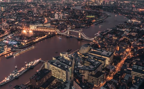 London and Paris Rail Tour: 6 Nights of City Exploration
