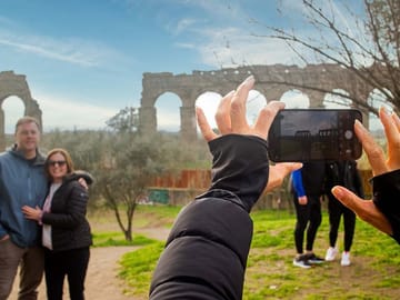 Appian Way Bike Tour with Catacombs Visit and Lunch in Rome