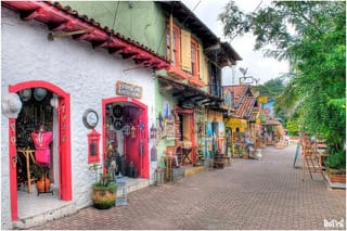 Private City Tour Embu Das Artes