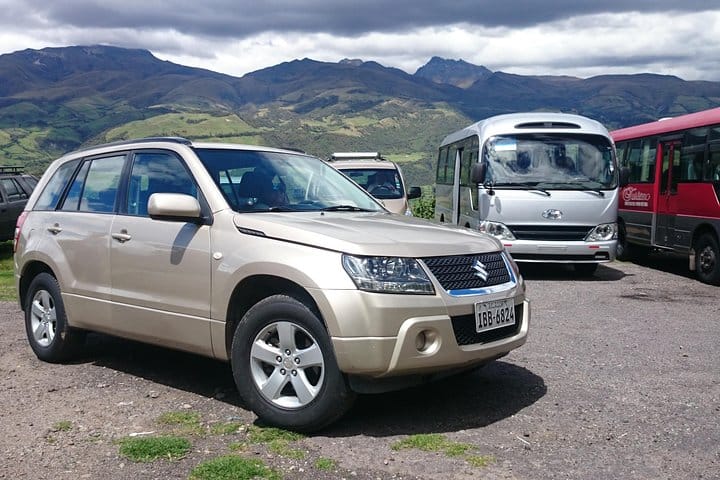 confortable and safe cars for 1 to 3 passengers