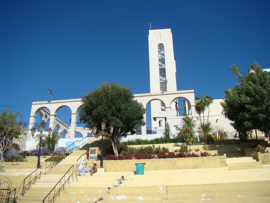 <p>360 viewpoint with lots of stairs and tower to climb.   Great vista.</p>