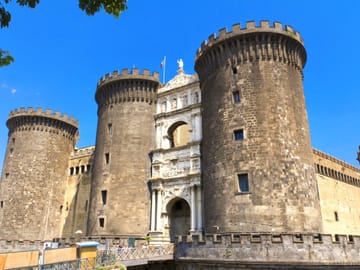 Discovering Naples