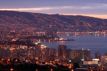 Small-Group Tour to Viña del Mar and Valparaiso from Santiago