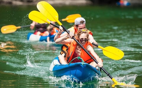 Luxury 2D1N Cruise and Kayaking in Ha Long Bay