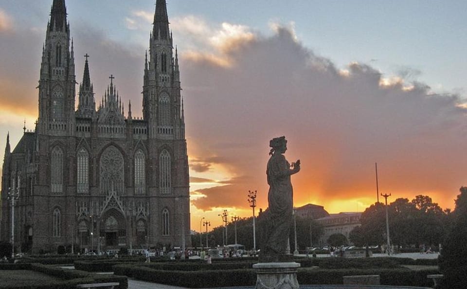 La Plata City Tour with Historical Highlights from Buenos Aires
