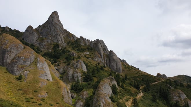1 Day Hike to Ciucas Peak (1954m) 3