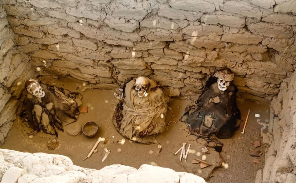 Chauchilla Cemetery Tour: Explore Nazca's Ancient Tombs