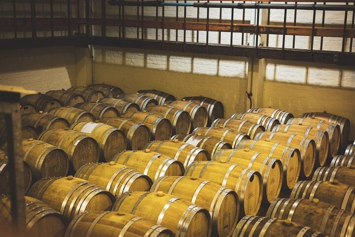 Cape Town Customisable Premium Wine Tour & Tastings