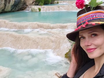 Day Trip from Lima to Millpu's Turquoise Waters