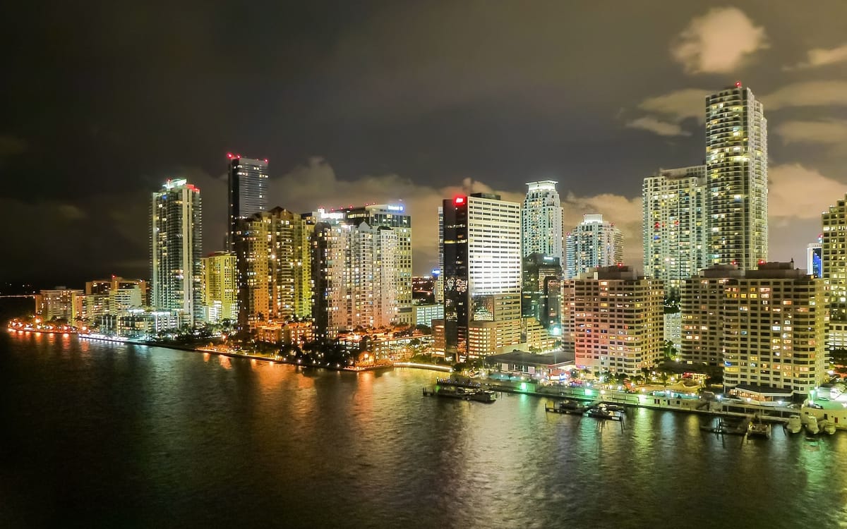 Miami Evening Cruise of Biscayne Bay & Millionaires' Homes