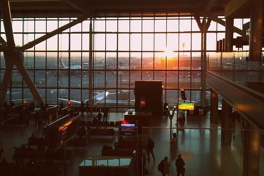 Heathrow Airport Private Transfers to/from London (Postcode SW5 to SW11)