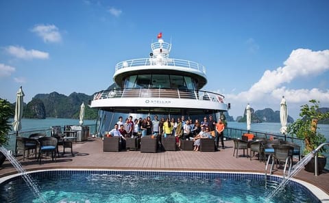 Two-Day Halong Bay Cruise with Kayaking from Hanoi
