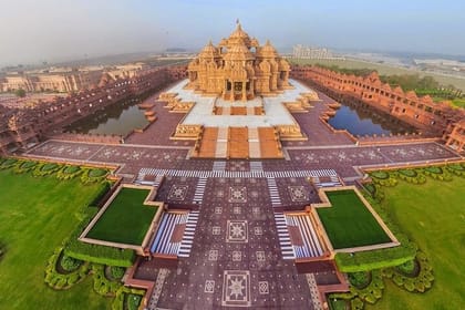 Delhi Heritage Trail: A Full Day Private Tour