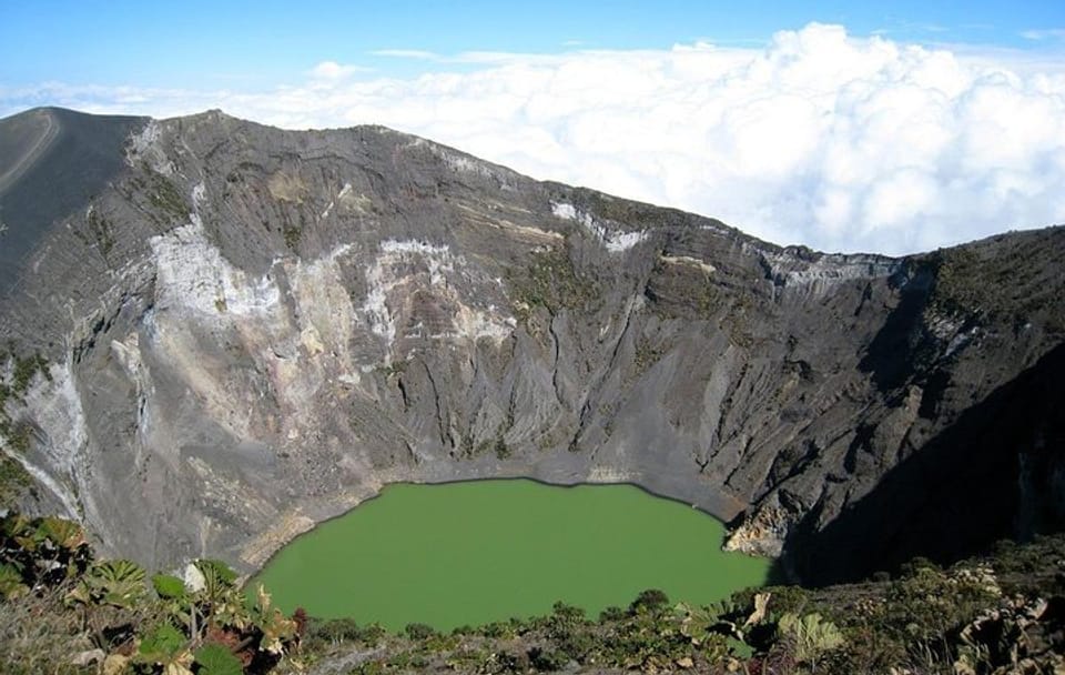 Irazu Volcano and Basilica of the Angels Half-Day Tour