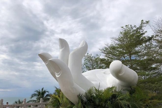 Private Day Tour in Sanya: Nanshan Cultural Tourism Zone and Luhuitou photo 5