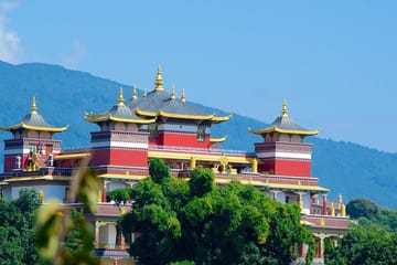 1 Night Stay in Boudha with Pasupatinath and Baudhanath Tour