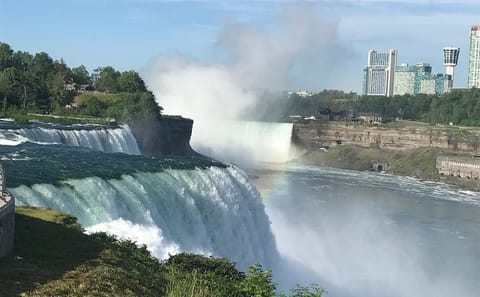 Niagara Falls Day Trip from New York with Maid of the Mist