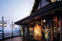 Shangri-La Hotel's Salathip Thai Restaurant Experience 7