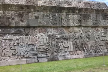 Private Day Tour of Xochicalco and Cuernavaca Highlights