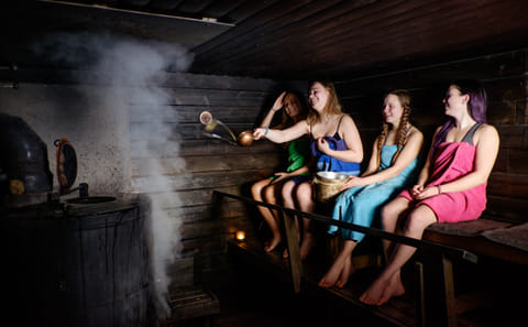 Sauna Experience and Homemade Dinner by the Lake in Kemijärvi