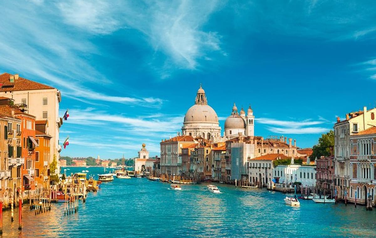 Minicruise from Railway to San Marco with guide