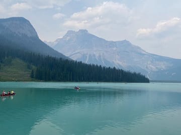 Explore Four Iconic Lakes in Banff National Park Tour