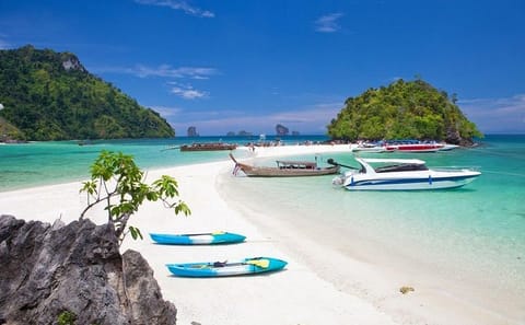 Krabi Early Bird Phi Phi Island & 4 Islands Snorkelling Tour