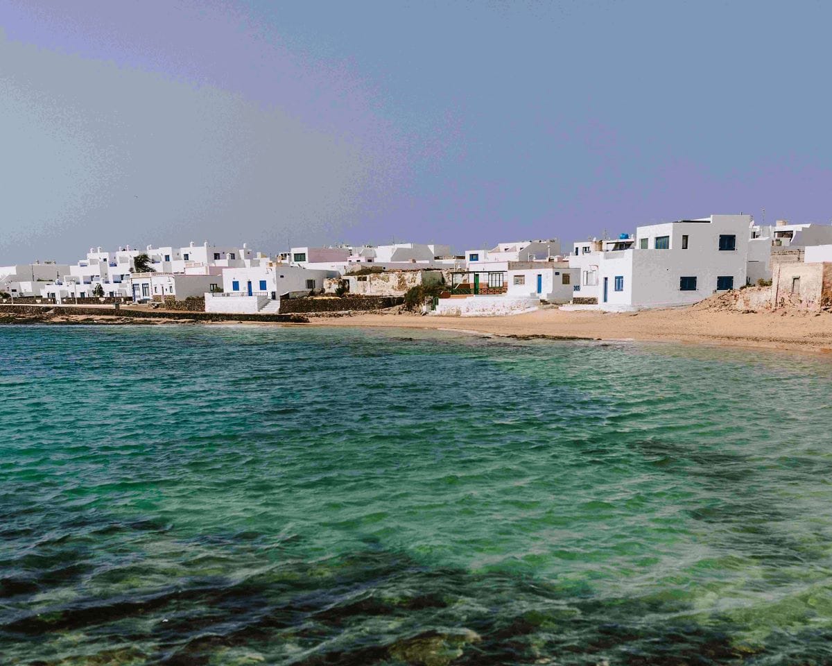 Sea and white houses at La Graciosa