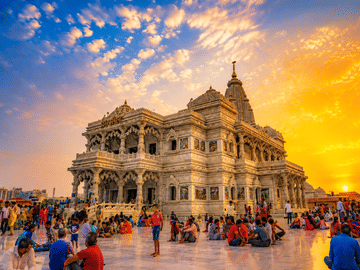 Taj Mahal, Agra Fort, Mathura & Vrindavan Private Day Tour