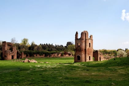 Appian way Walking tour and Catacombs of Rome