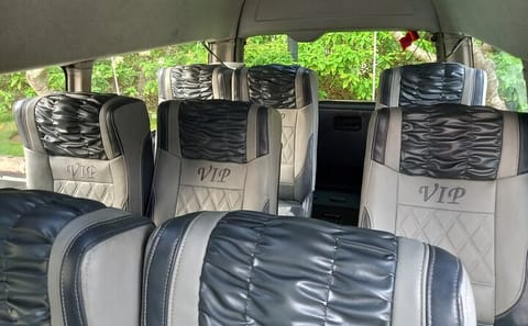15-Day Mini Bus Rental with Driver in Wathuregama, Sri Lanka