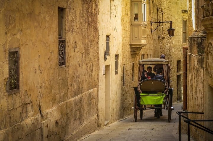 Mdina Private Walking Tour With A Professional Guide 3