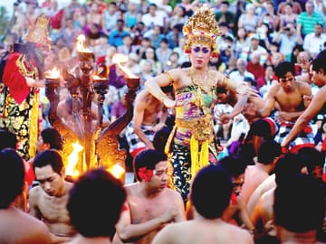 Cultural Tour of Uluwatu Temple and Kecak Dance in Bali