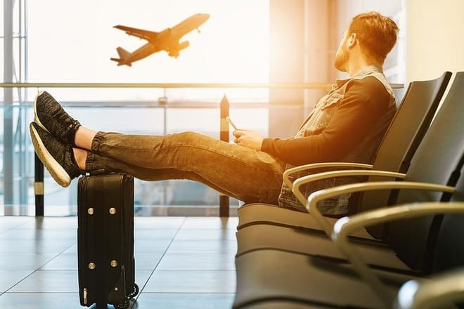 flight waiting at the airport